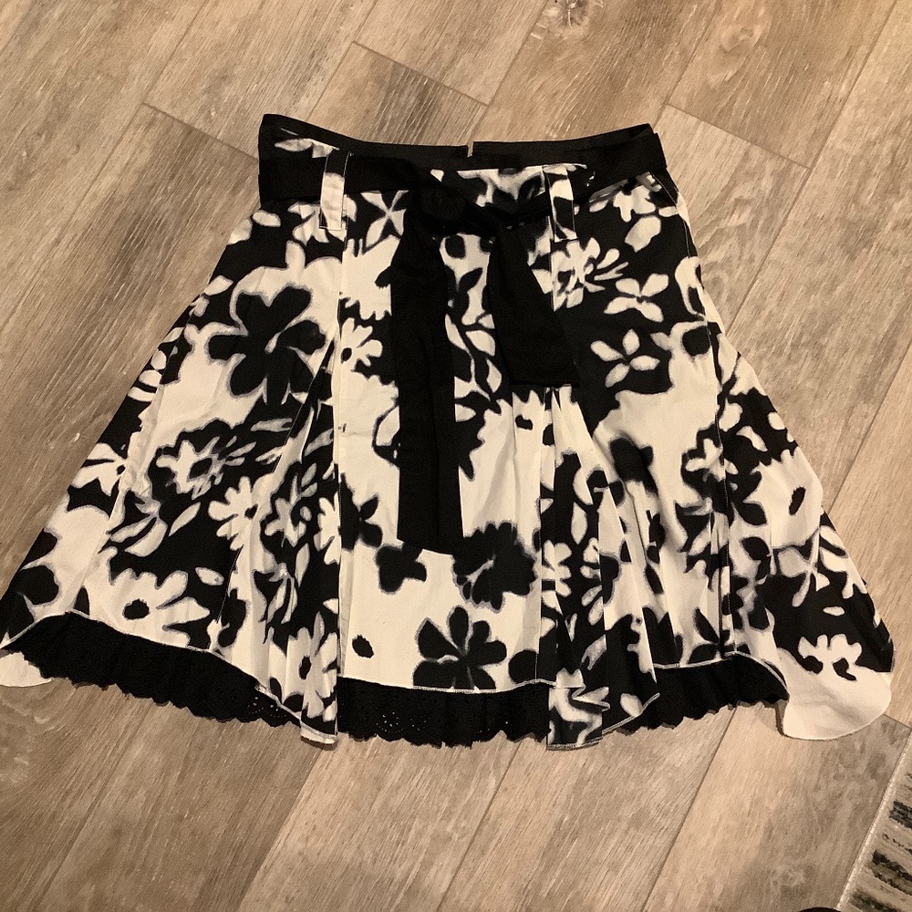 Lilibleu Graphic Skirt